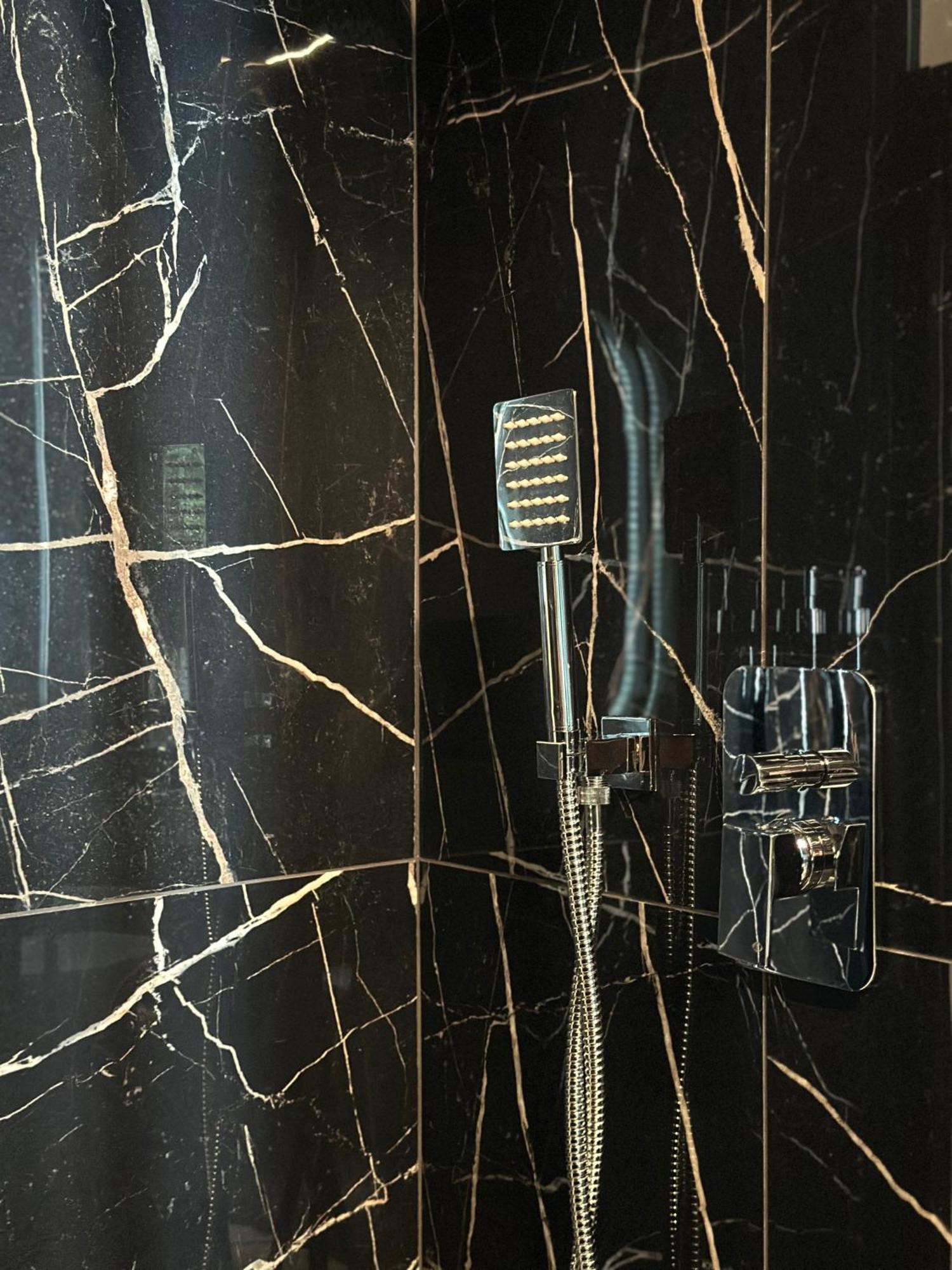 Milan Hub Private Spa 外观 照片